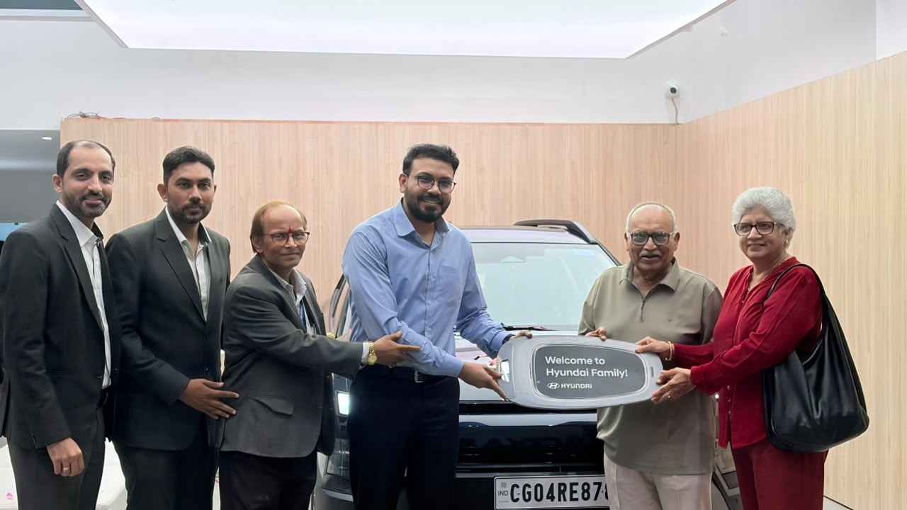 मंगलम हुंडई ने रायपुर में छत्तीसगढ़ की पहली हुंडई बेयॉन की डिलीवरी के साथ रचा इतिहास